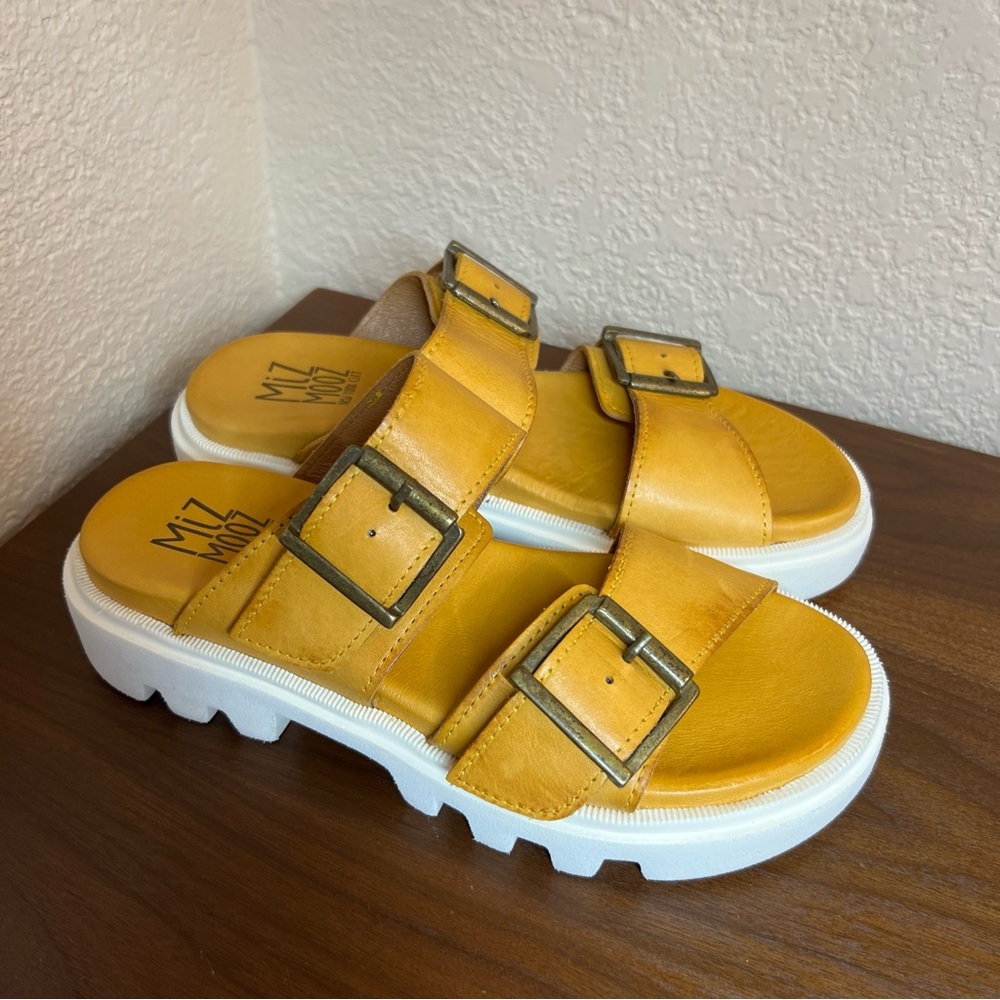 NWOB Miz Mooz Peyton Leather Buckled Two Band Slide Sandals Ochre EU 37 US 6.5-7